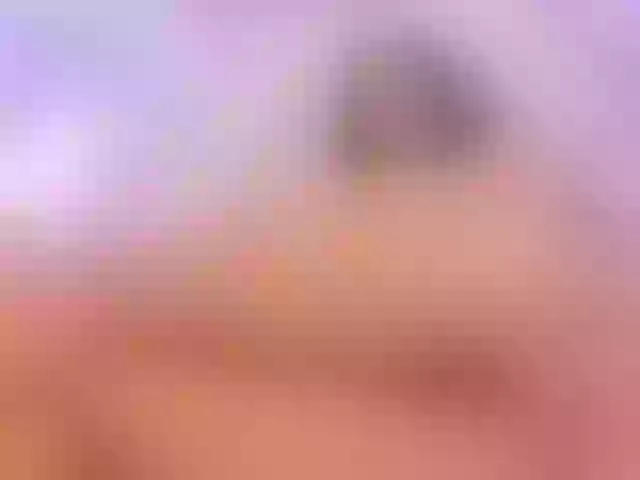 Live sex webcam photo for SophiaSmiiths #287957901