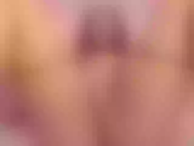 Live sex webcam photo for SophiaSmiiths #288186725