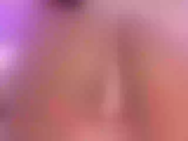 Live sex webcam photo for SophiaSmiiths #290142762