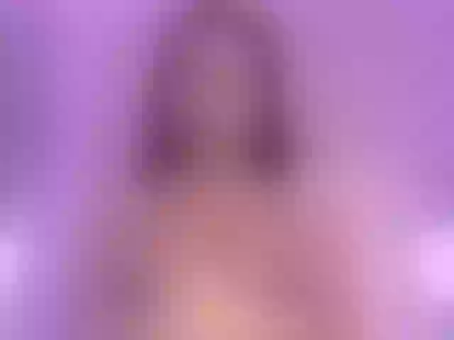 Live sex webcam photo for SophiaSmiiths #290639348
