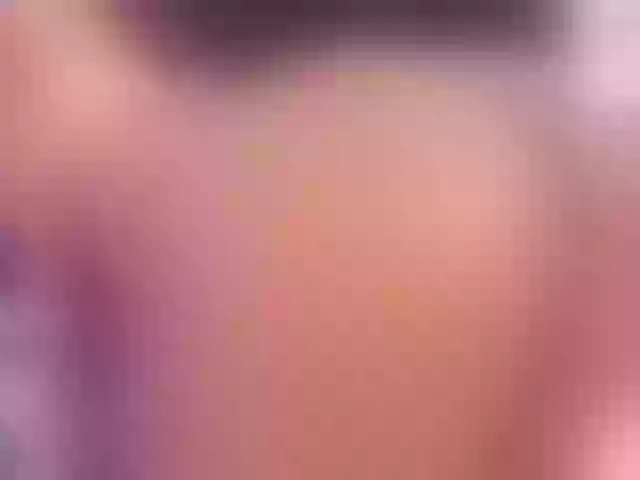 Live sex webcam photo for SophiaSmiiths #290737256