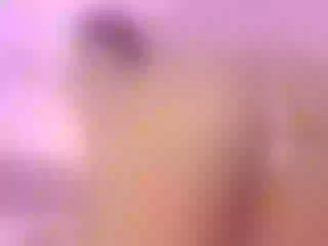 Live sex webcam photo for SophiaSmiiths #290776596