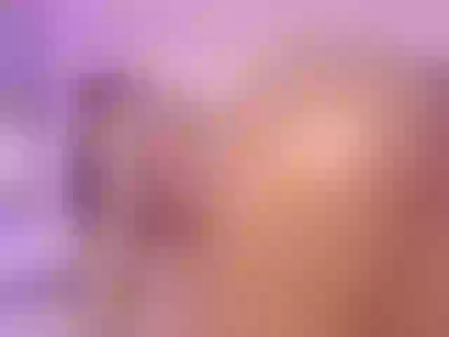 Live sex webcam photo for SophiaSmiiths #290955622