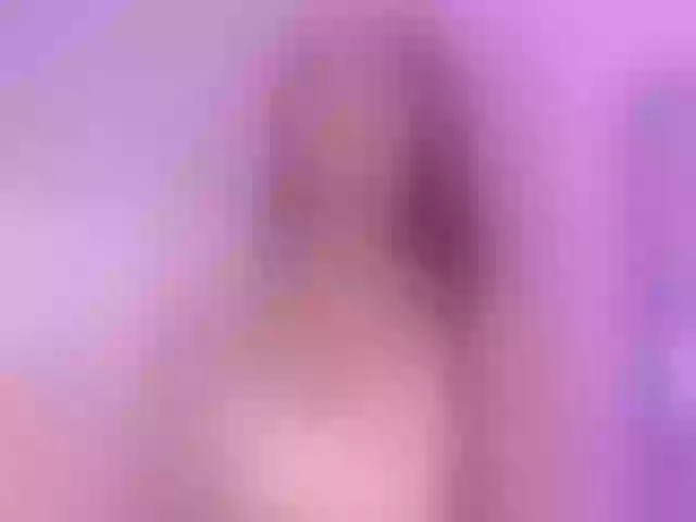 Live sex webcam photo for SophiaSmiiths #291951858