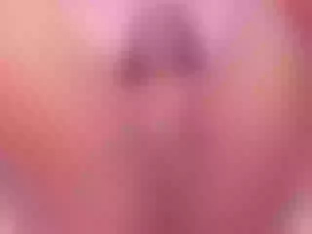 Live sex webcam photo for SophiaSmiiths #292040077