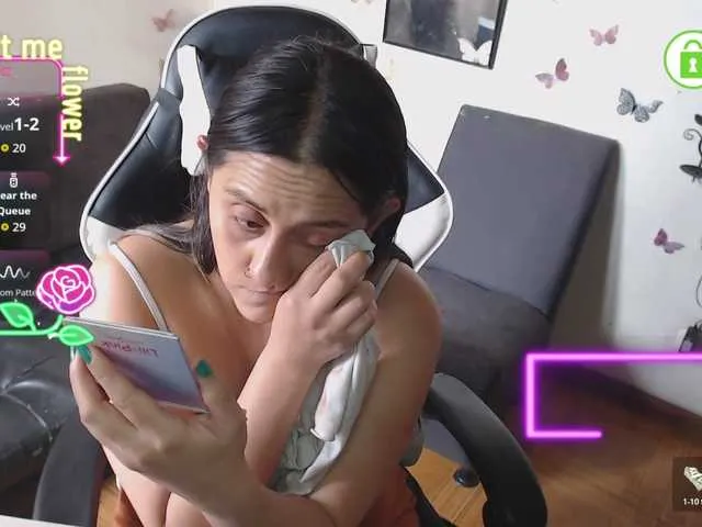 Live sex webcam photo for SophiaaVega #292096652