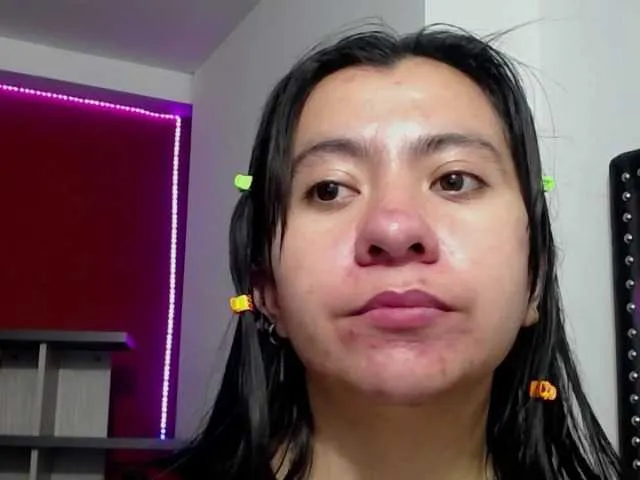 Live sex webcam photo for Sophie-Tomms #273673481