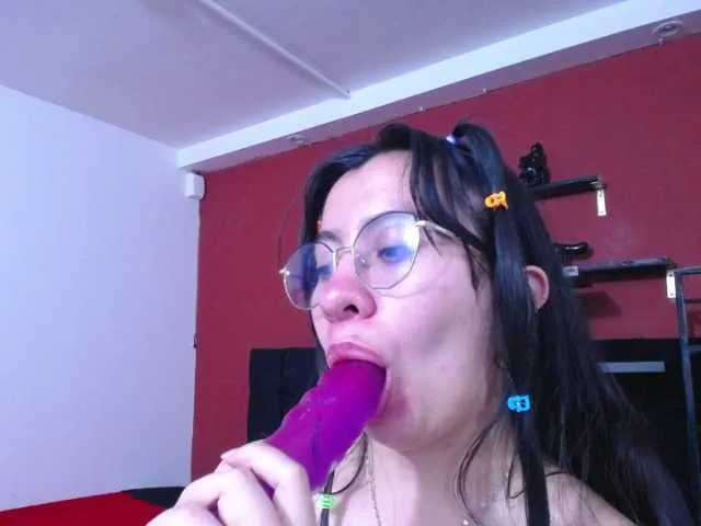 Live sex webcam photo for Sophie-Tomms #274612101