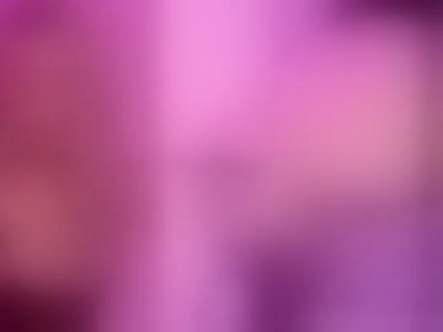Live sex webcam photo for SophieBaley #288048628