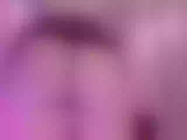 Live sex webcam photo for SophieBarnett #275579763