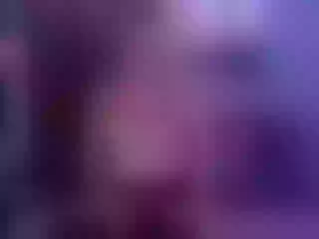 Live sex webcam photo for SophieBarnett #275603499