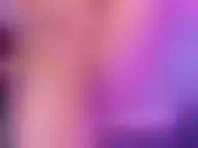 Live sex webcam photo for SophieBarnett #275630334