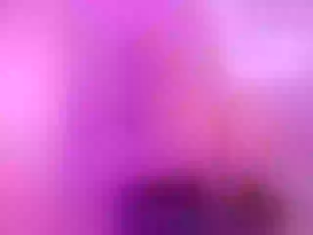 Live sex webcam photo for SophieBarnett #277104163
