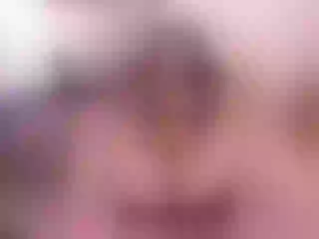 Live sex webcam photo for SophieBarnett #277399209