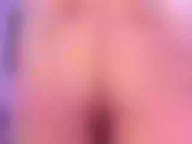 Live sex webcam photo for SophieBarnett #277625196