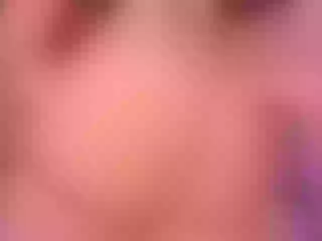 Live sex webcam photo for SophieBarnett #290290958