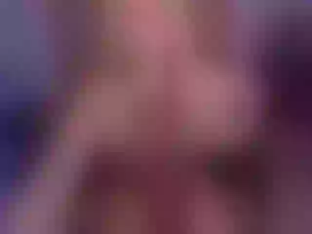 Live sex webcam photo for SophieBarnett #291801397