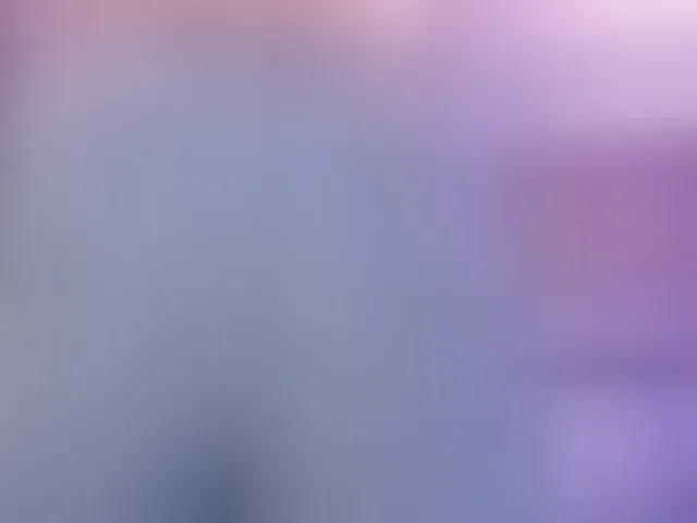 Live sex webcam photo for SophieBarnett #293182360