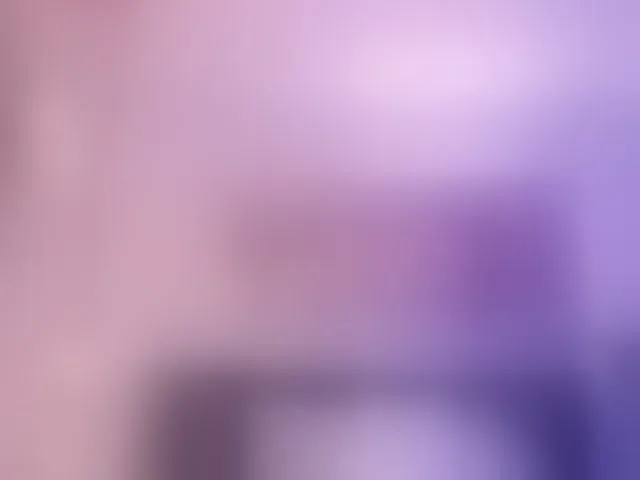 Live sex webcam photo for SophieBarnett #293190413
