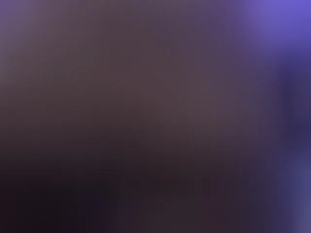Live sex webcam photo for SophieBarnett #293646337