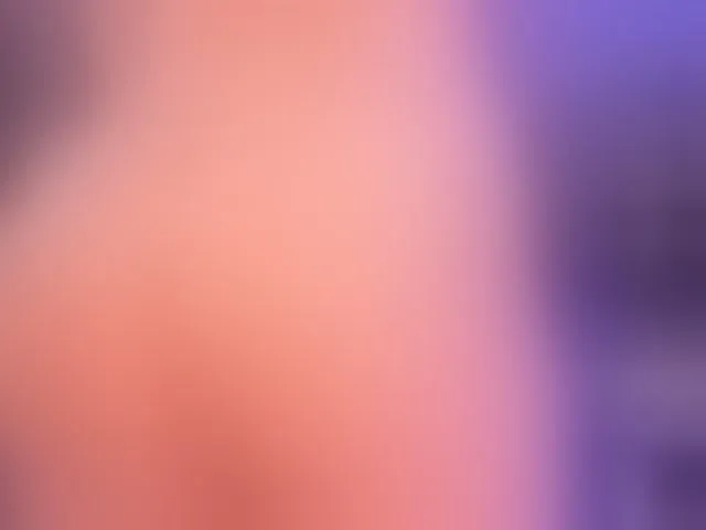 Live sex webcam photo for SophieBarnett #293647624