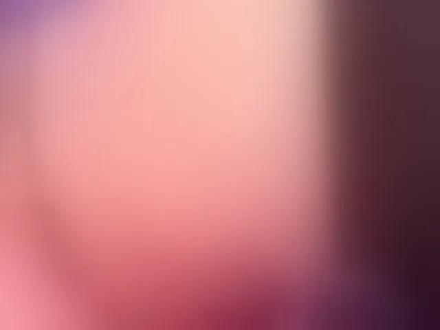 Live sex webcam photo for SophieBarnett #293673579