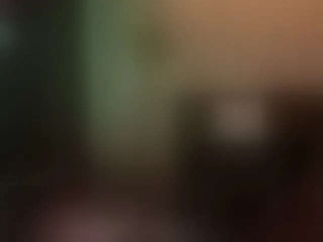 Live sex webcam photo for SophieBarnett #293834368