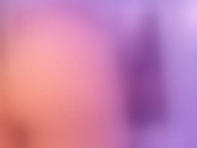Live sex webcam photo for SophieBarnett #293918718