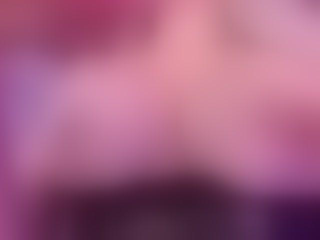 Live sex webcam photo for SophieBarnett #294006534