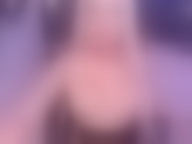 Live sex webcam photo for SophieBarnett #294094748