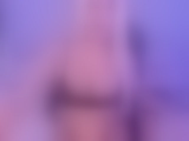 Live sex webcam photo for SophieBarnett #294099773