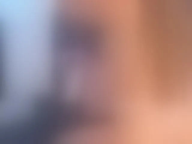 Live sex webcam photo for SophieCarther #292555337