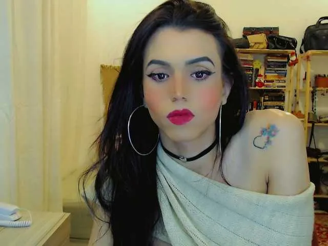 Live sex webcam photo for SophieFantasy #292359589