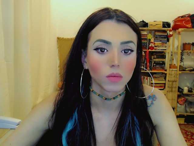 Live sex webcam photo for SophieFantasy #292413668