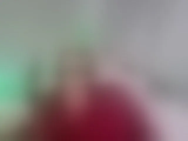 Live sex webcam photo for SophieMary #294243223