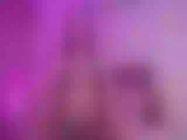 Live sex webcam photo for SophieMay #276534055