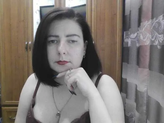 Live sex webcam photo for SophieNightAh #292067476