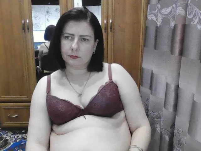 Live sex webcam photo for SophieNightAh #292080795