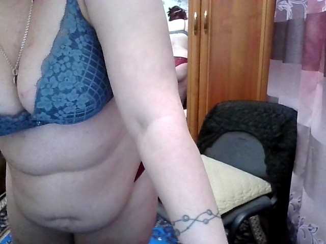 Live sex webcam photo for SophieNightAh #294335543