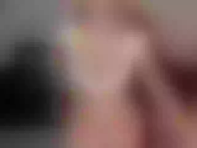 Live sex webcam photo for SophiePalmer #275825331