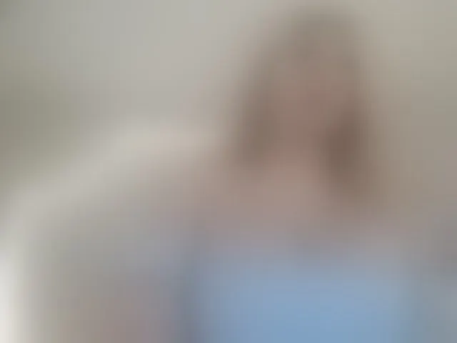 Live sex webcam photo for SophiePalmer #293752659