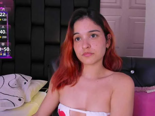 Live sex webcam photo for SophieeJacobs #290405797