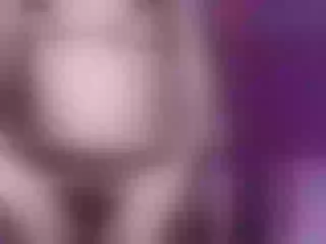 Live sex webcam photo for SophieeJacobs #290674845