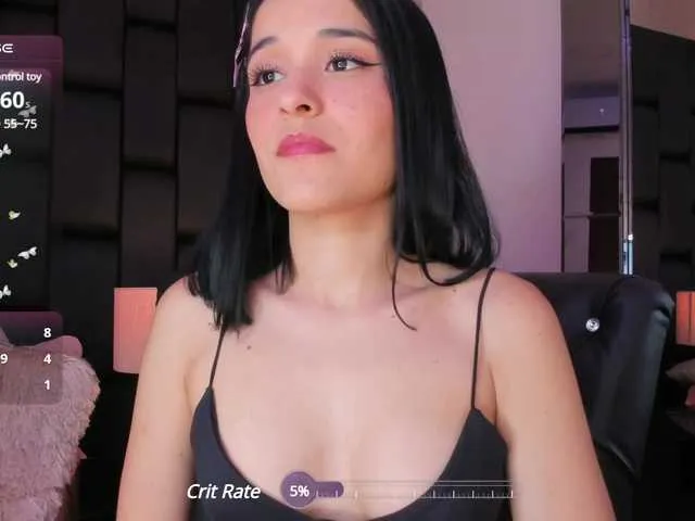 Live sex webcam photo for SophieeJacobs #290859577