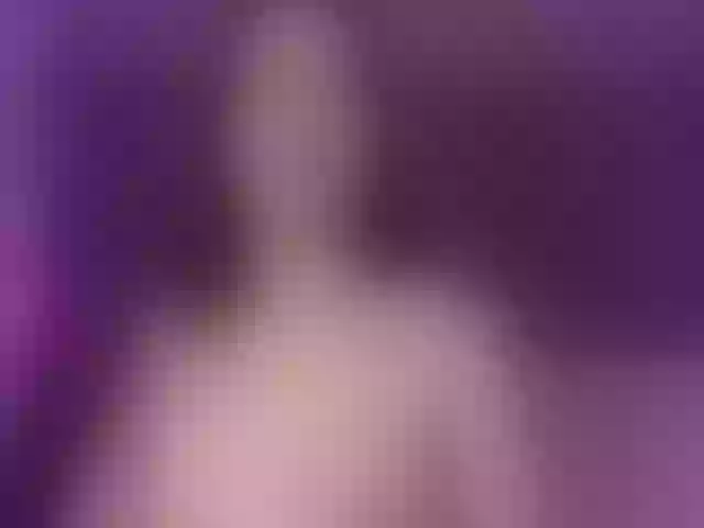 Live sex webcam photo for SophieeJacobs #291002642