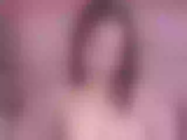 Live sex webcam photo for SophieeJacobs #291963768