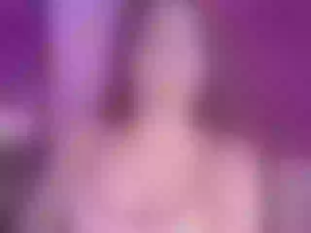 Live sex webcam photo for SophieeJacobs #292053894