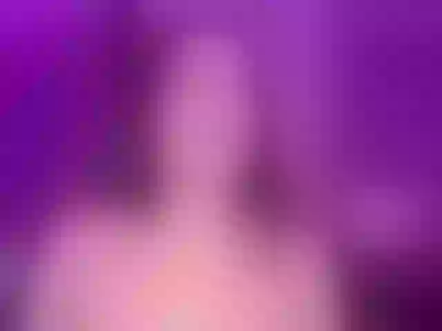 Live sex webcam photo for SophieeJacobs #292055087
