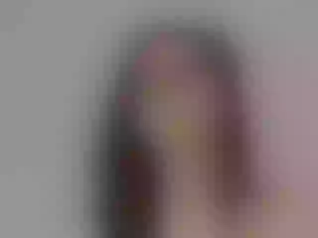 Live sex webcam photo for SophieeRain #291898494