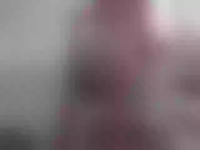 Live sex webcam photo for SophieeRain #292242049